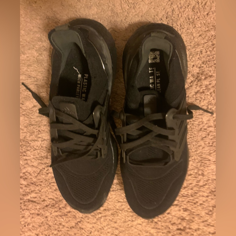 Adidas Ultraboost (Unisex)